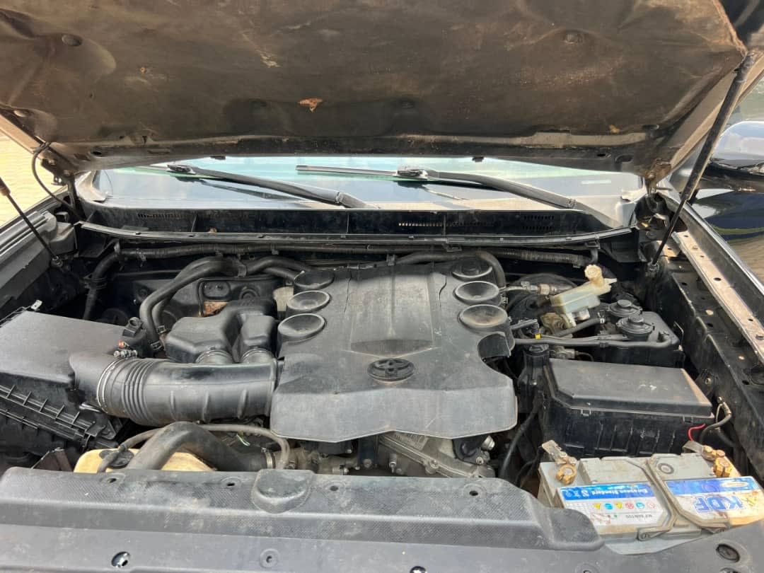 toyota prado - 12