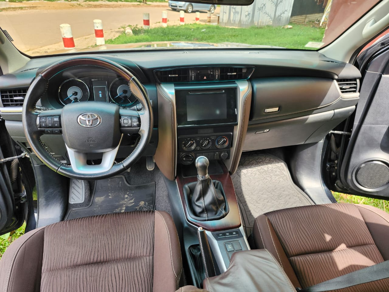 toyota fortuner - 2