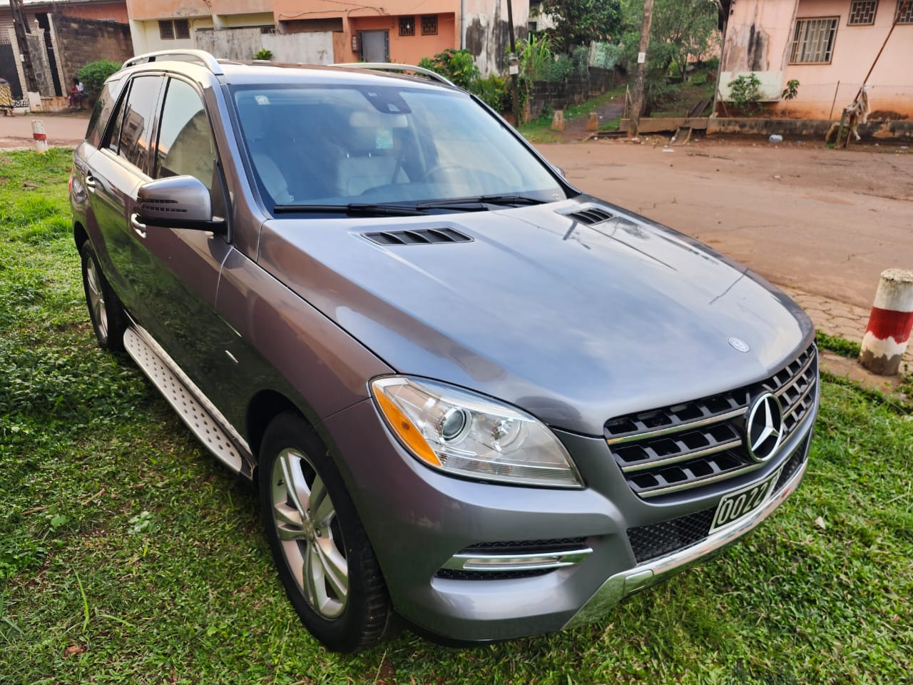 2014 mercedes_benz ml au Cameroun – 16 000 000 XAF