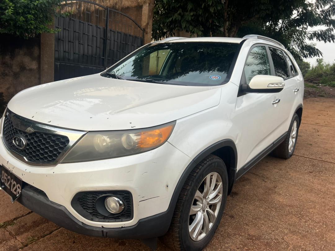 2014 kia sorento au Cameroun – 7 500 000 XAF