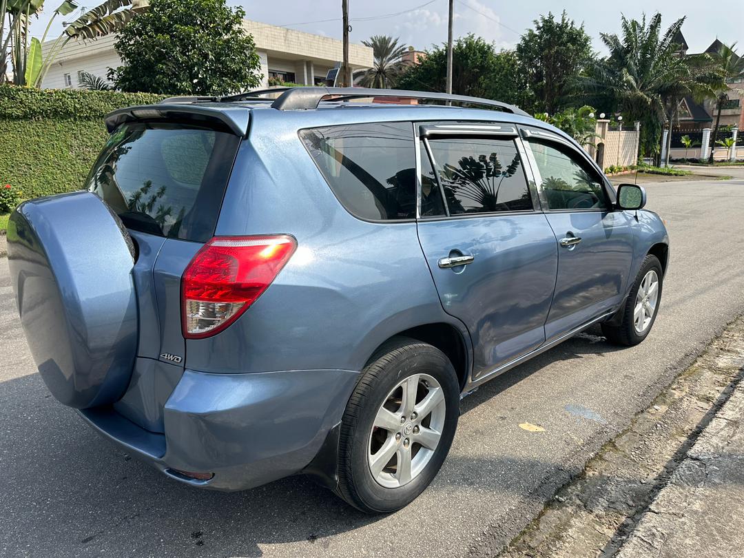 toyota rav4 - 2