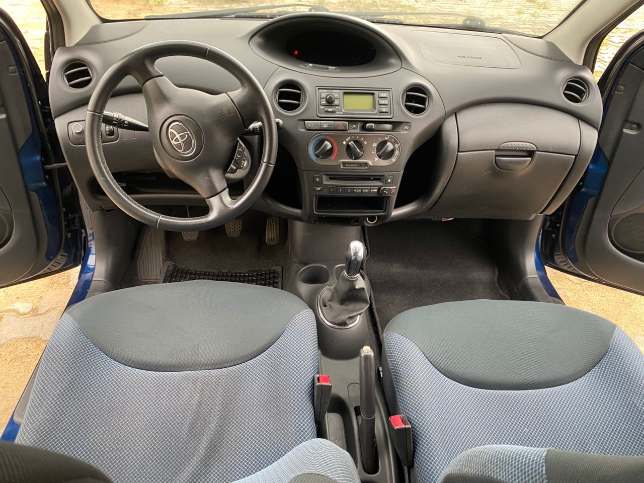 toyota yaris - 5