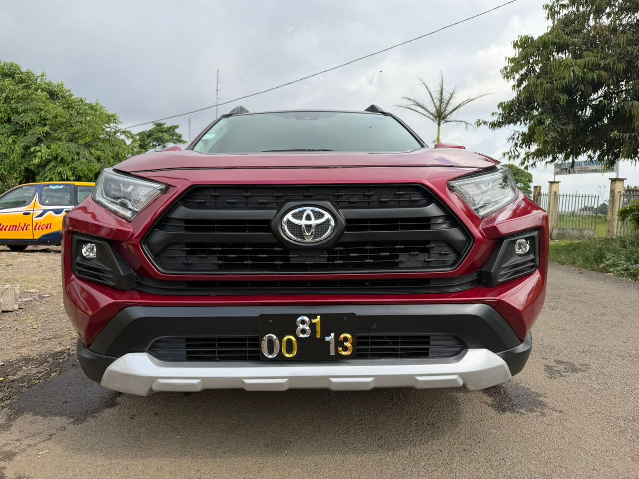 2020 toyota rav4 – 19 000 000 XAF