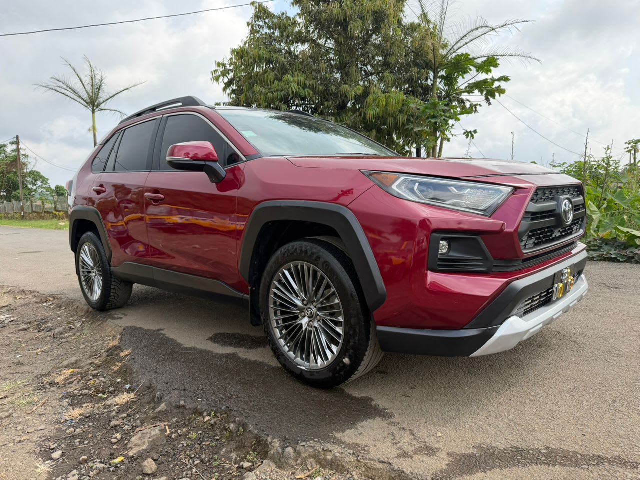 2015 toyota rav4 in Douala – 8 500 000 XAF