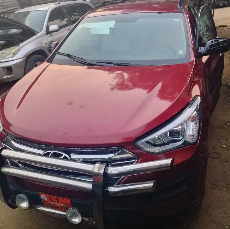 2014 hyundai santa_fe in Douala – 4 500 000 XAF