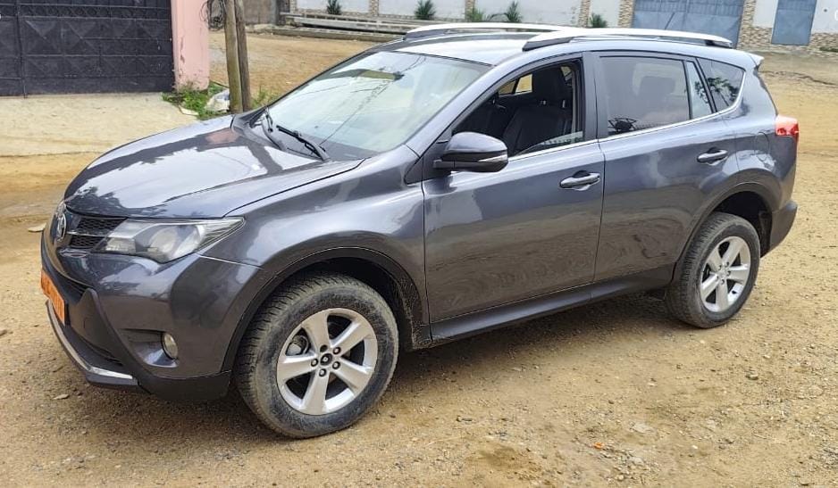 toyota rav4 - 4
