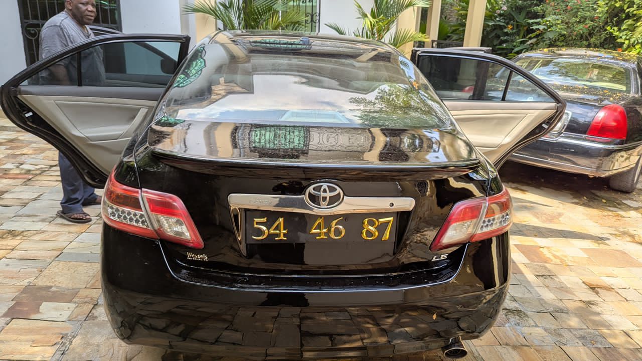 toyota camry - 3