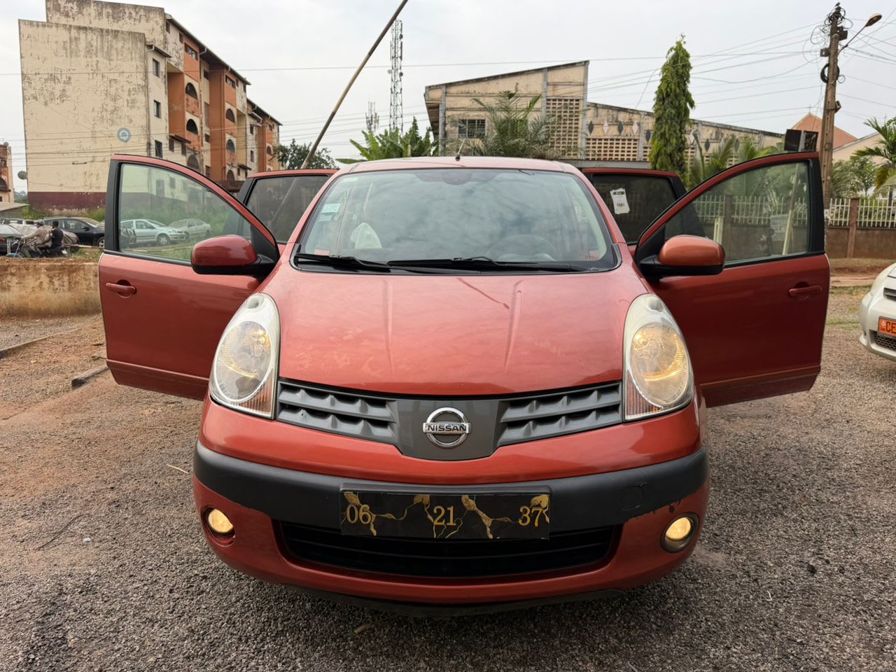 nissan note - 2