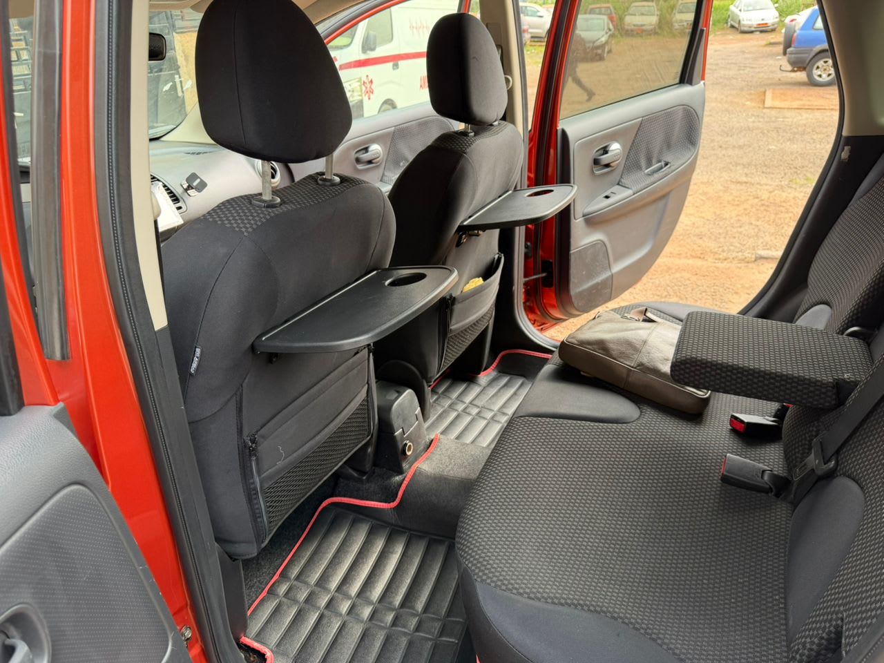 nissan note - 4