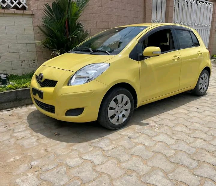 toyota yaris - 3
