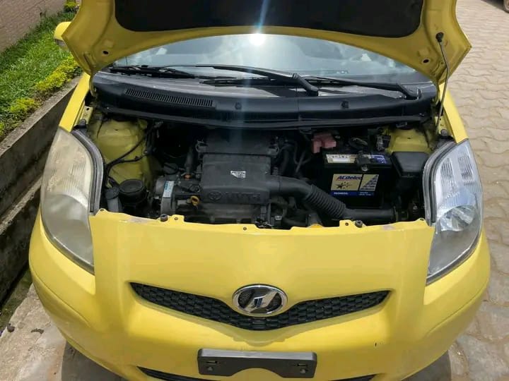 toyota yaris - 5