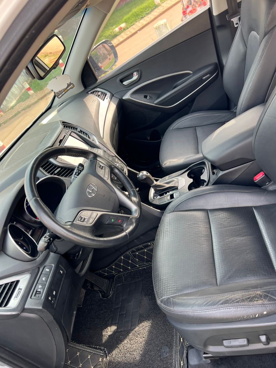hyundai santa_fe - 2