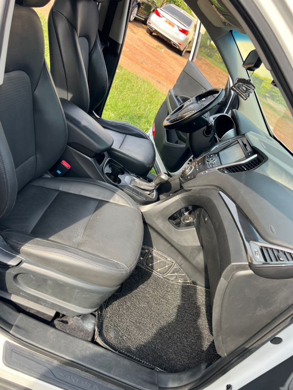 hyundai santa_fe - 3