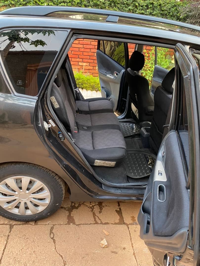 toyota corolla - 8