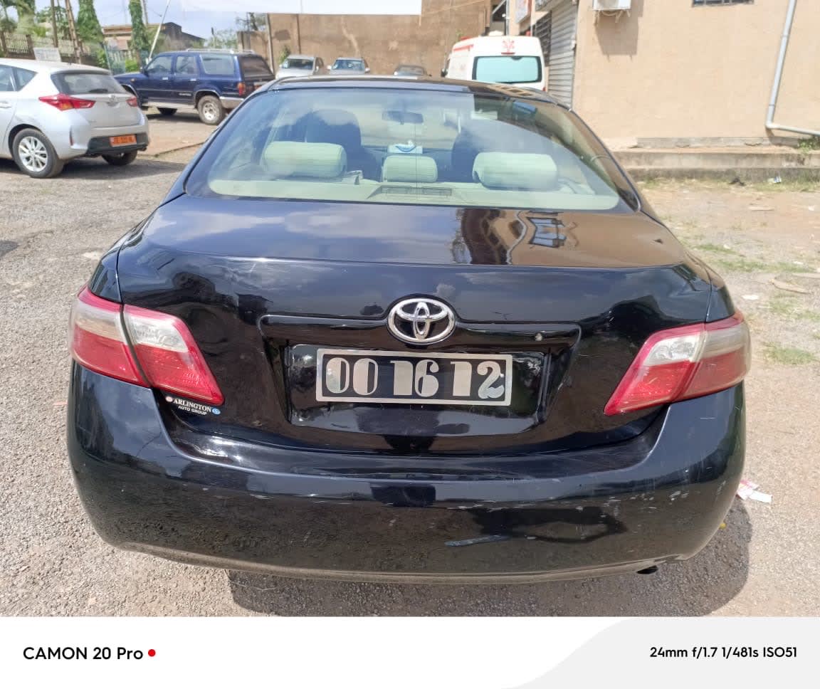 toyota camry - 2