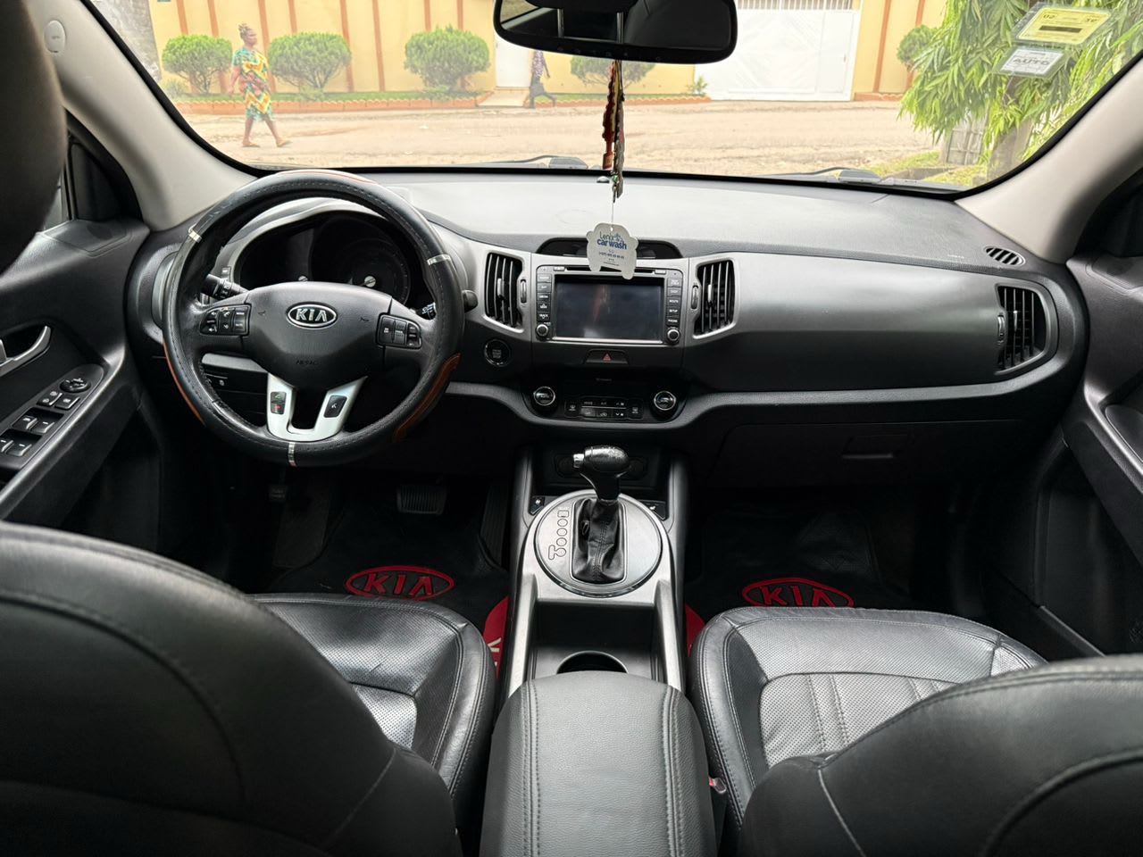 kia sportage - 7