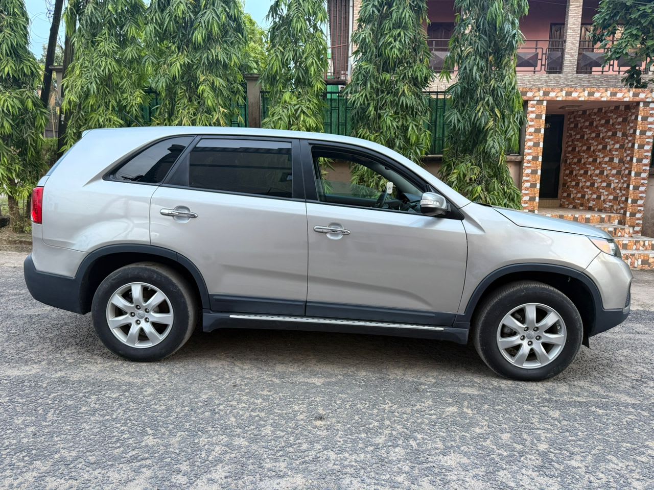 kia sorento - 8