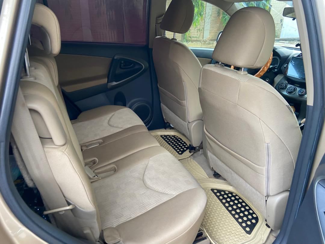 toyota rav4 - 5