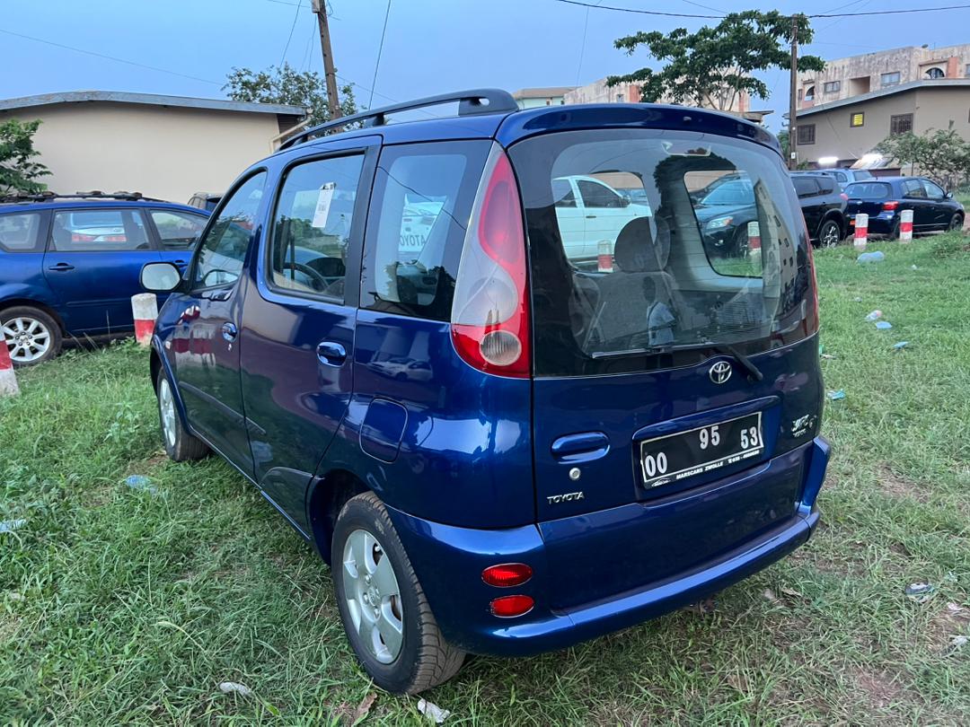 toyota yaris - 3