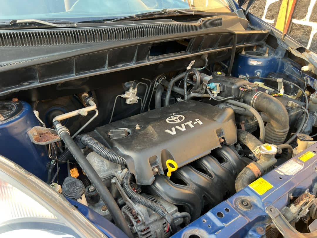 toyota yaris - 5