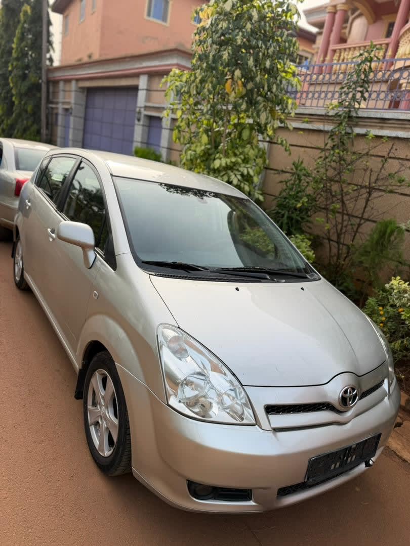 toyota corolla - 2