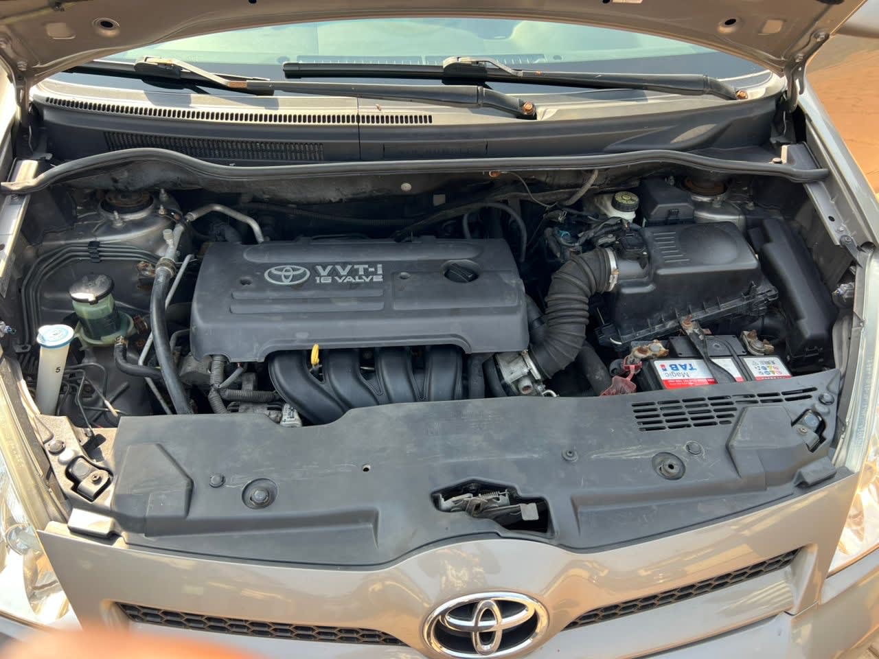 toyota corolla - 2