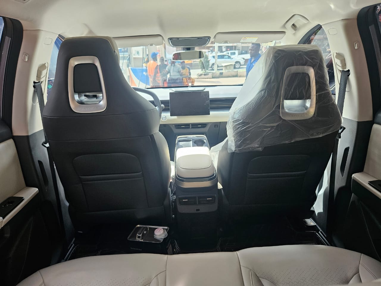 Toyota RAV4 - 12