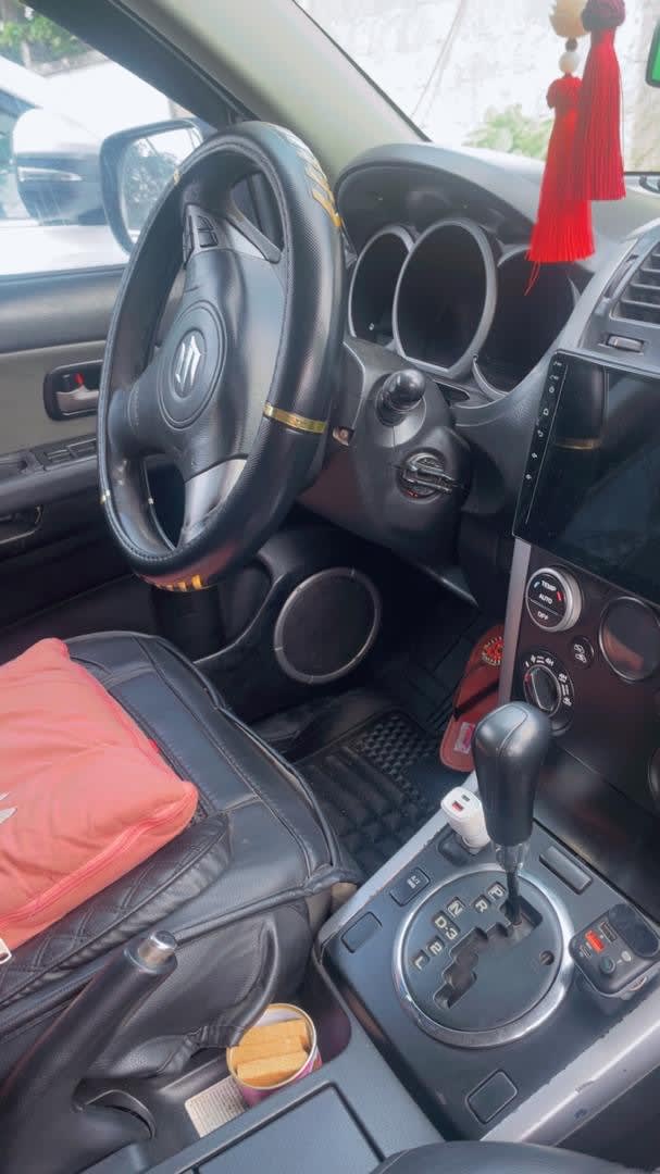 Suzuki Vitara - 4