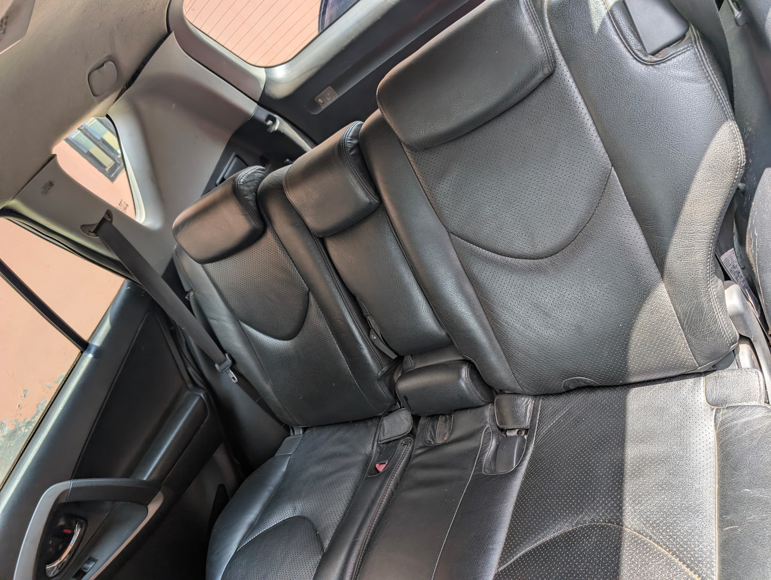 Toyota RAV4 - 4