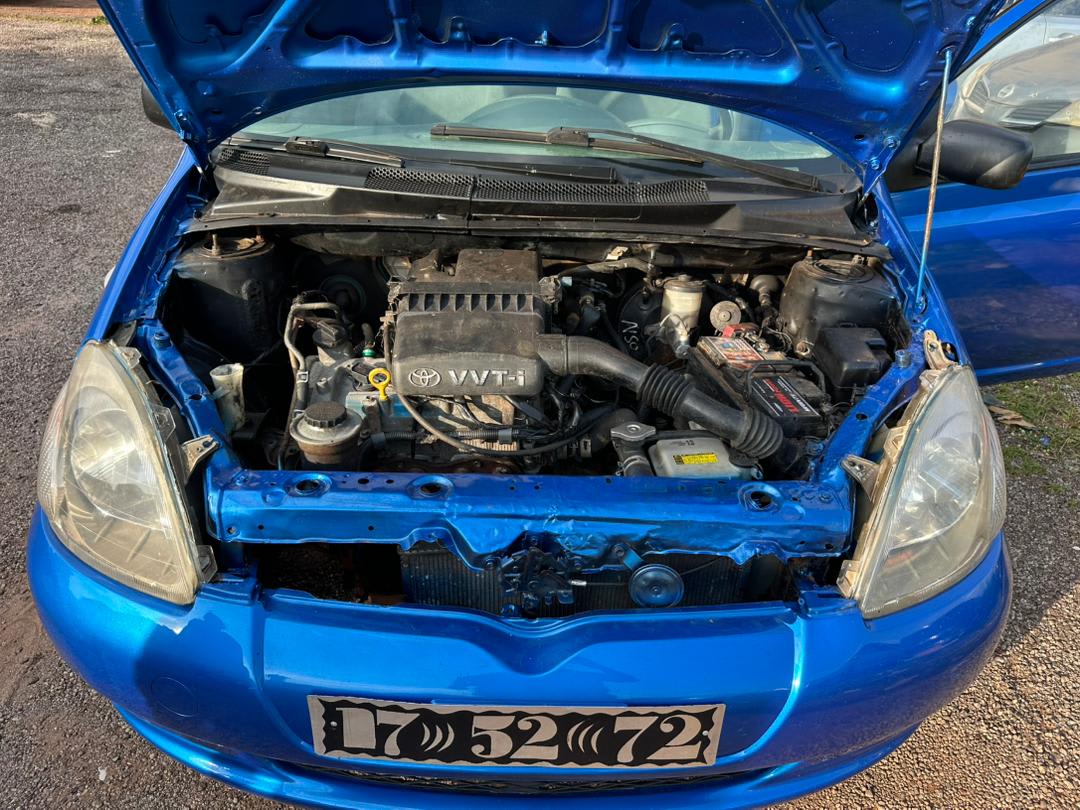 Toyota Yaris - 3