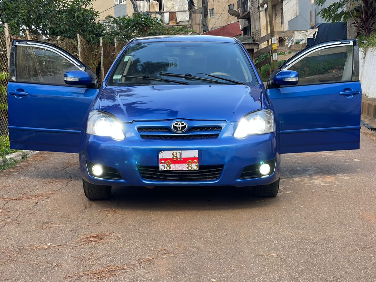 Toyota Corolla - 2
