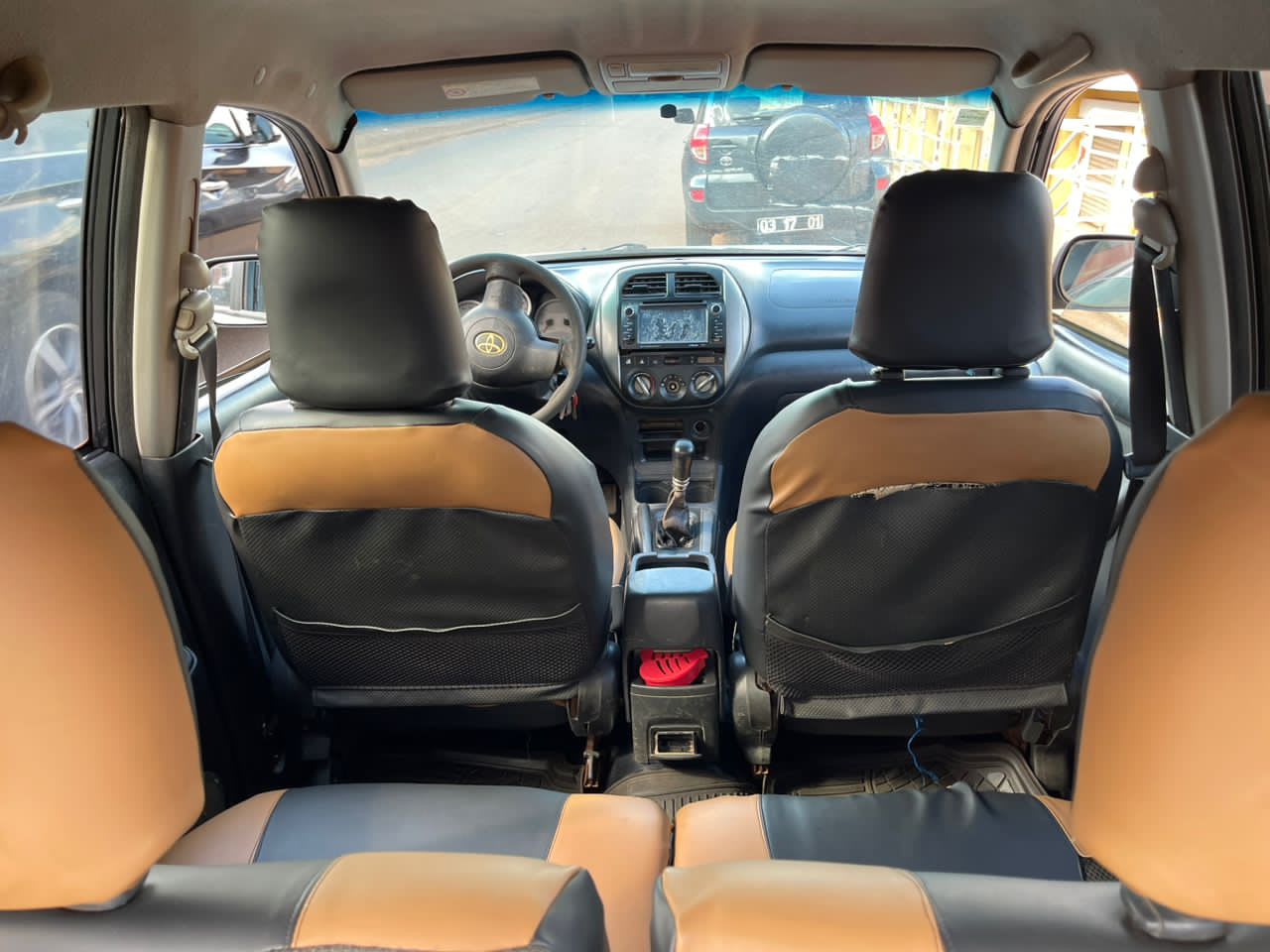 Toyota RAV4 - 6