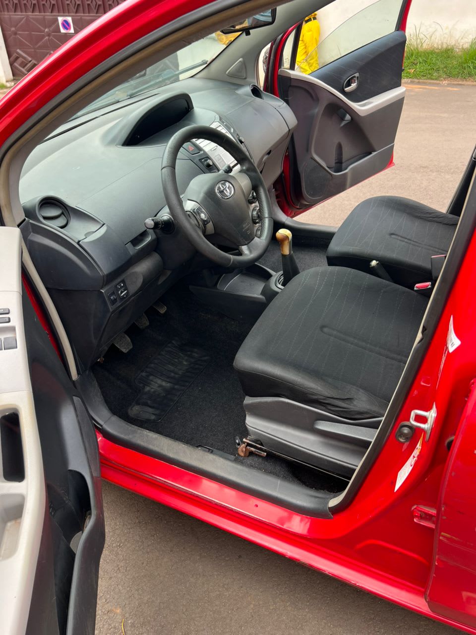 Toyota Yaris - 8