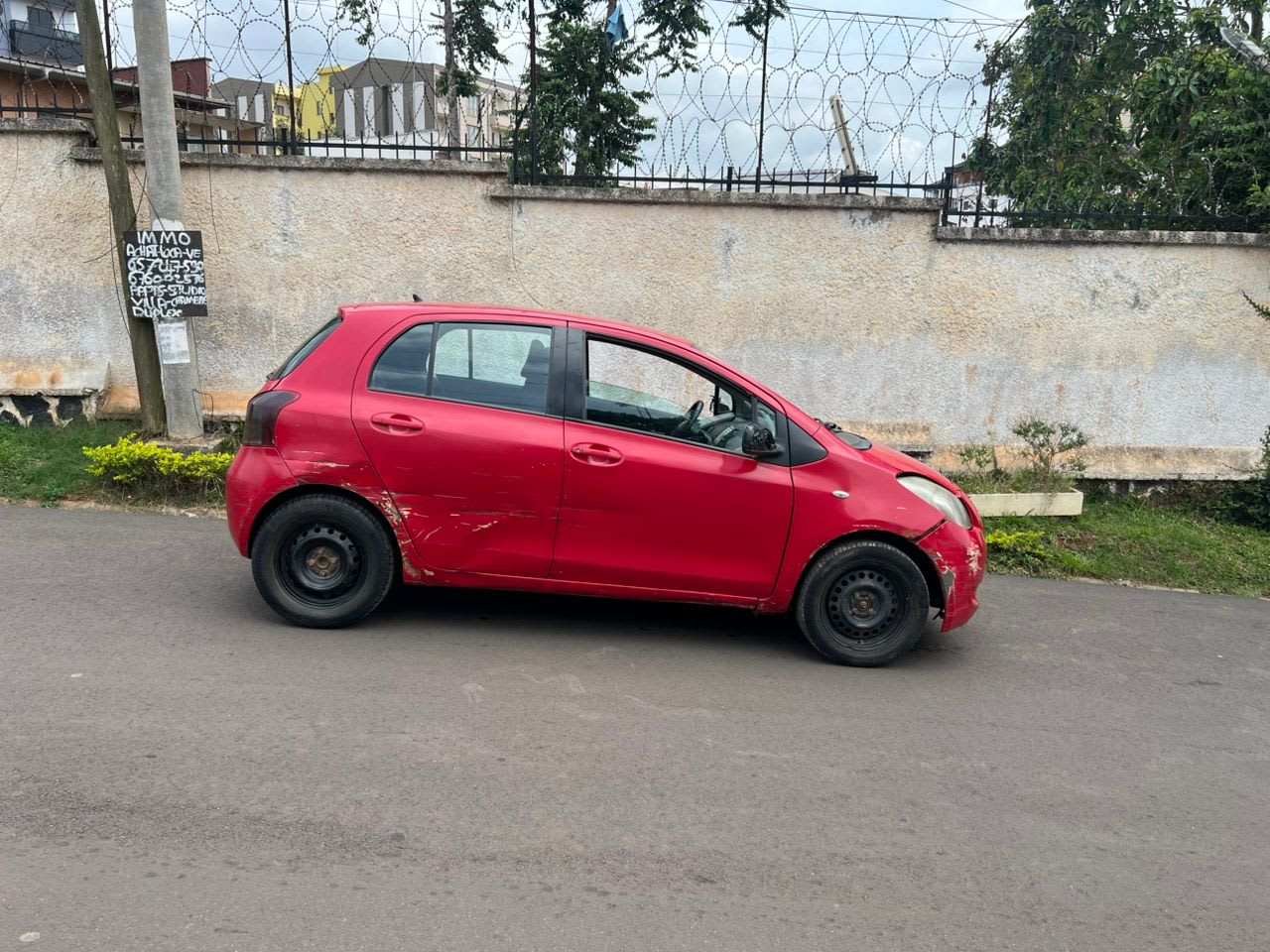 Toyota Yaris - 10
