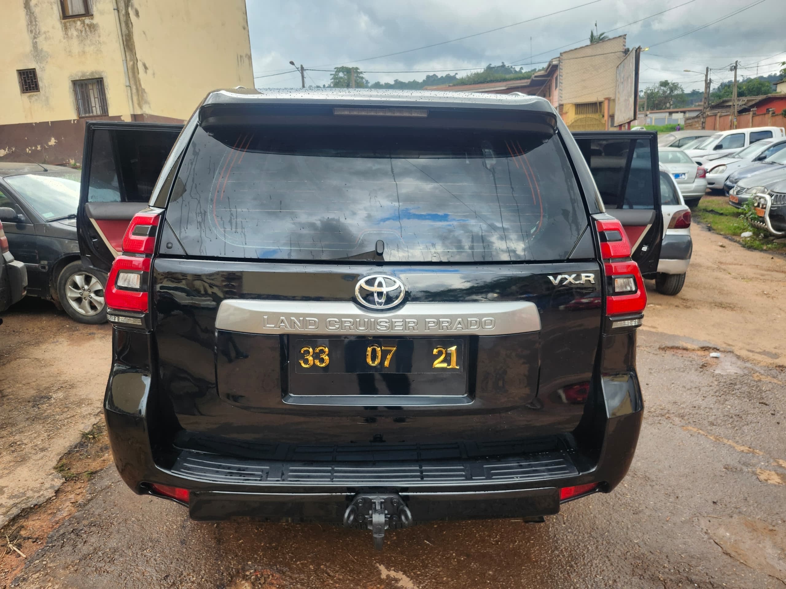 Toyota Land Cruiser - 3
