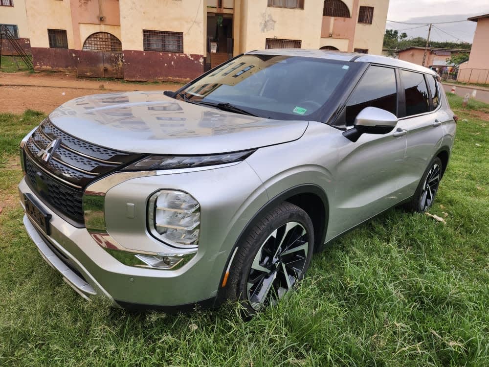 Mitsubishi Outlander - 5