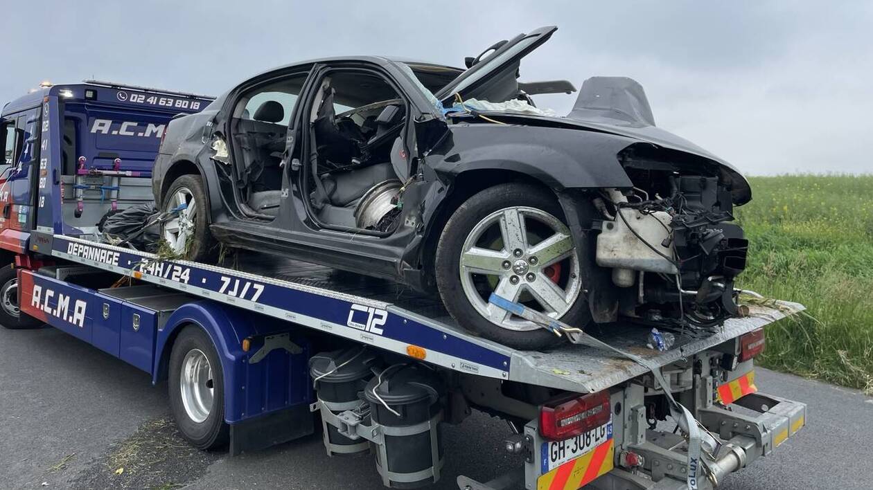 10 Signes cachés qu'une voiture a subi un accident majeur : Le guide de l'inspecteur