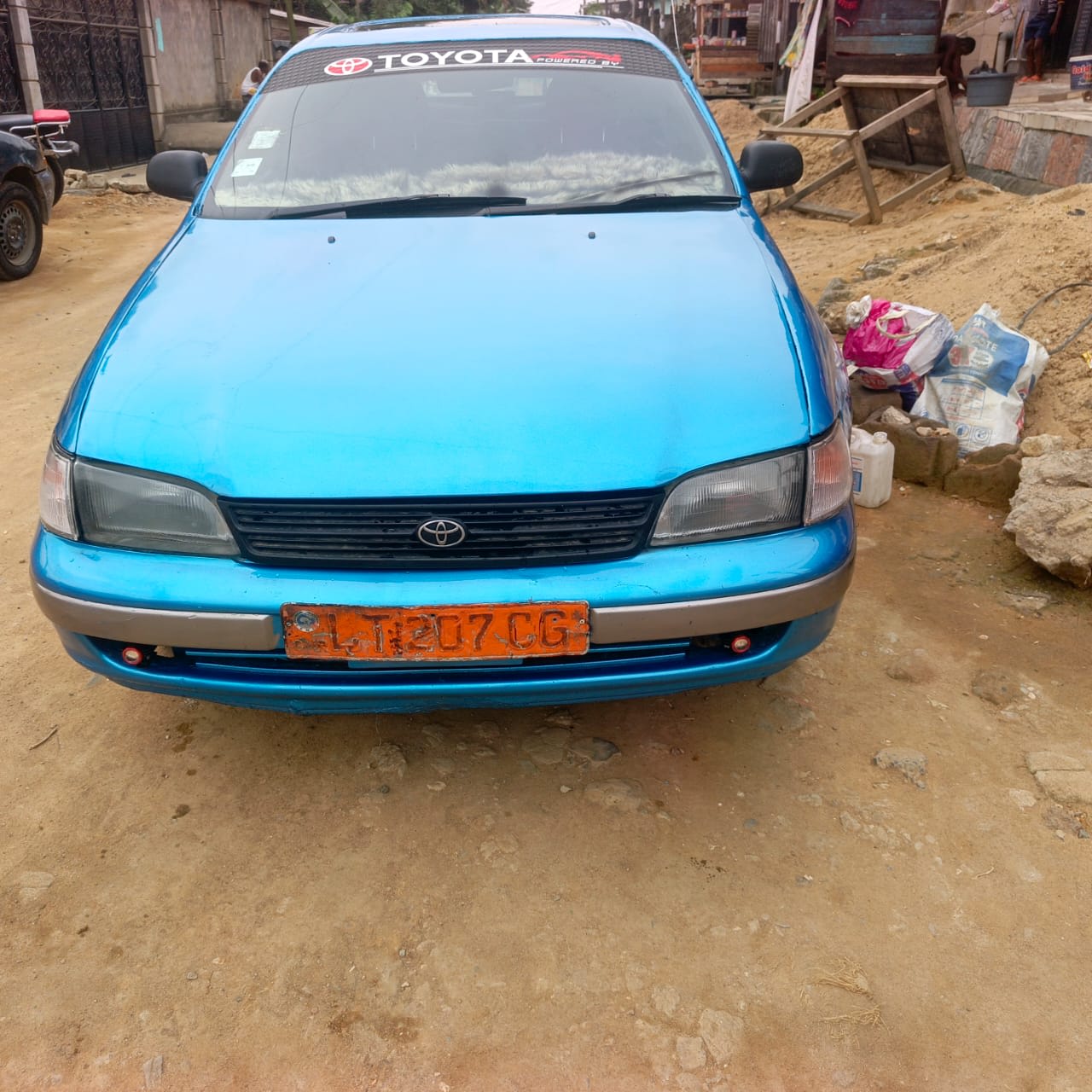 Toyota Corolla - 2