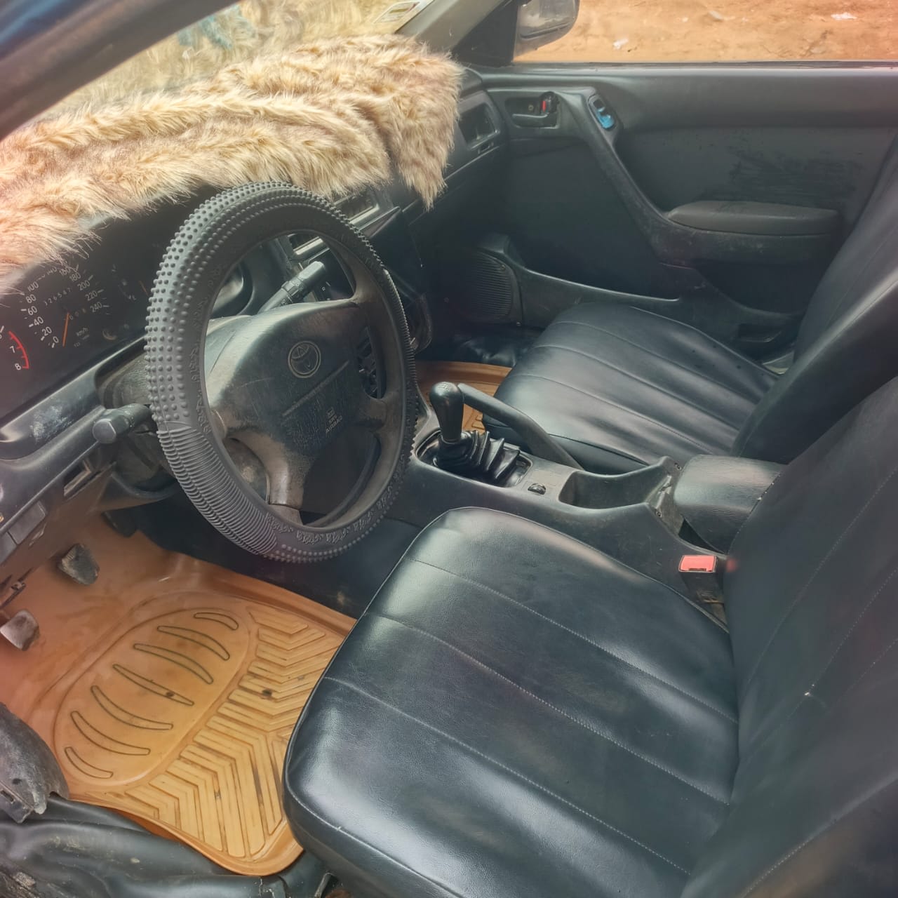 Toyota Corolla - 4