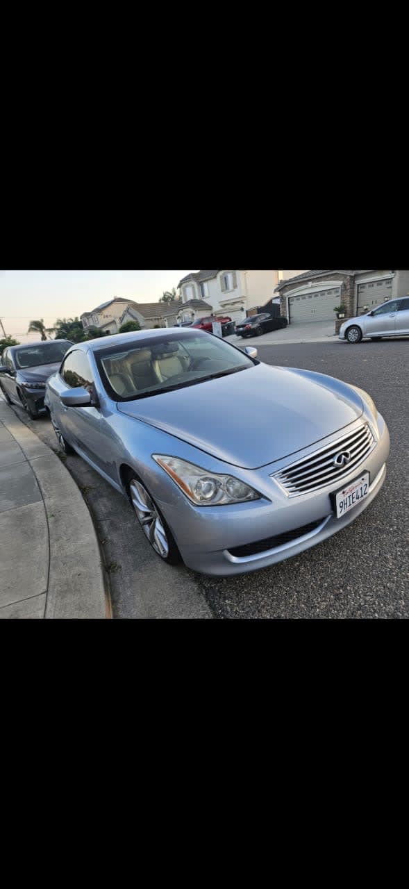 Infiniti G37 - 8