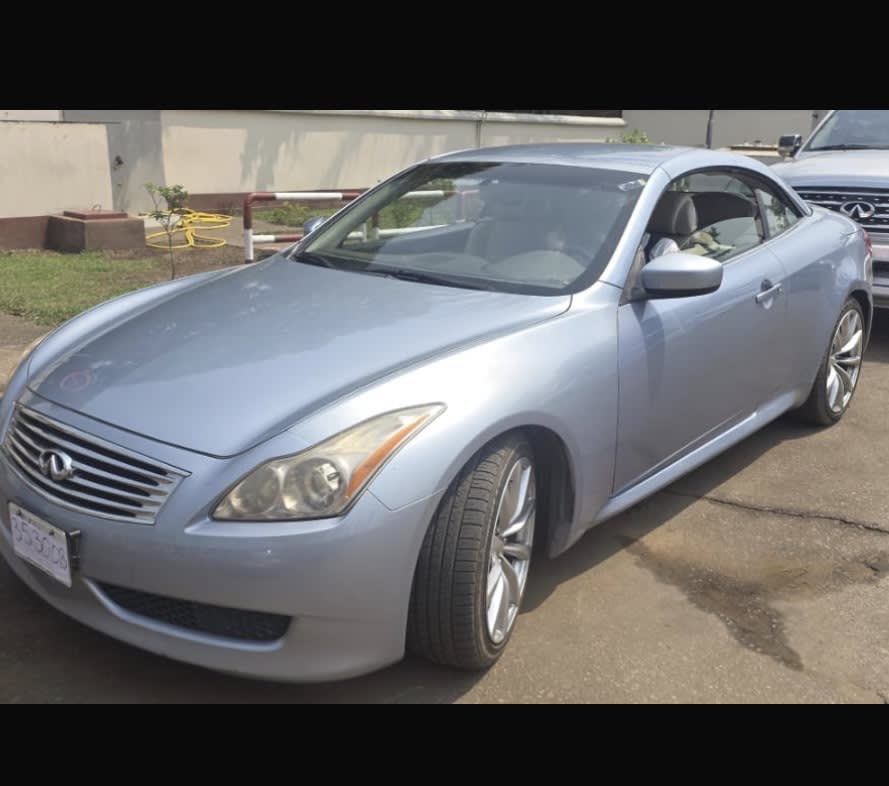 2013 Infiniti G37 douala