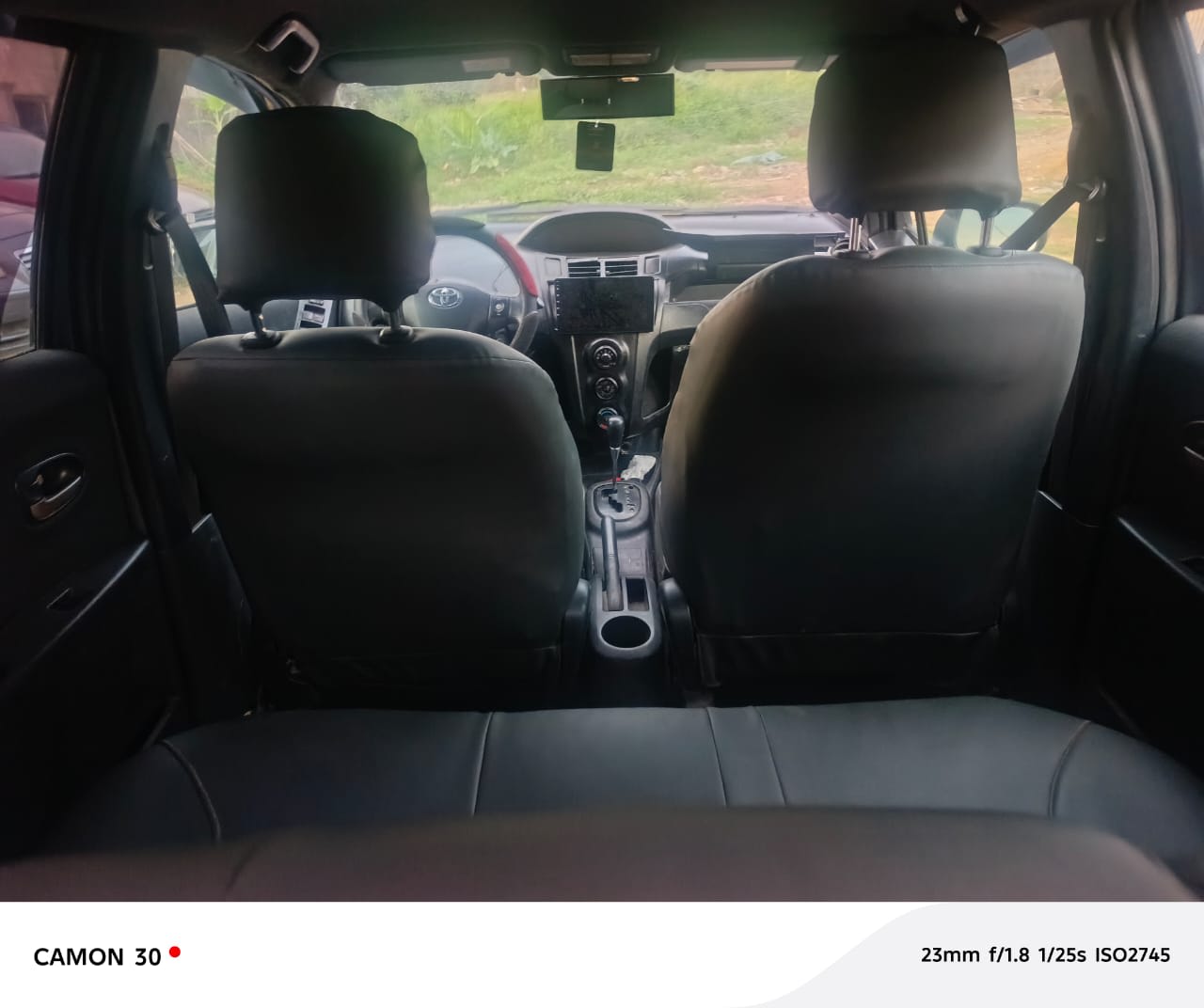 Toyota Yaris - 4