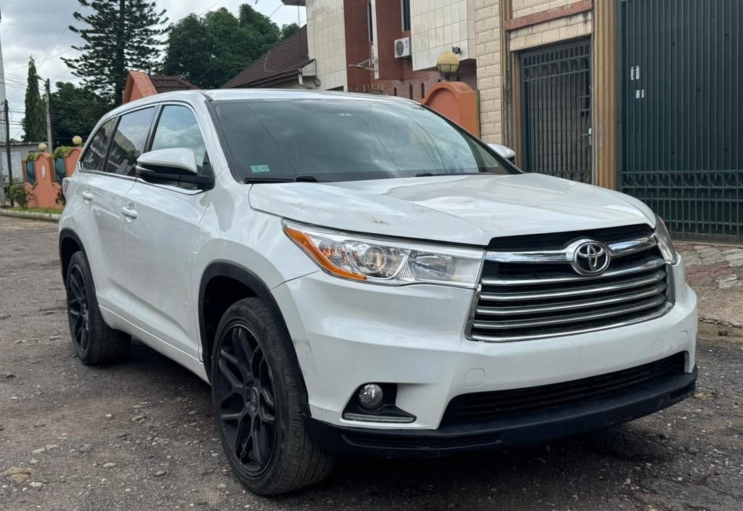2015 Toyota Highlander douala