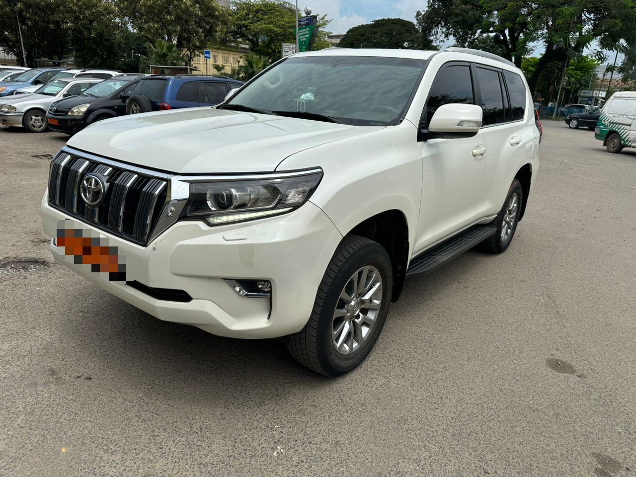2018 Toyota Land Cruiser douala