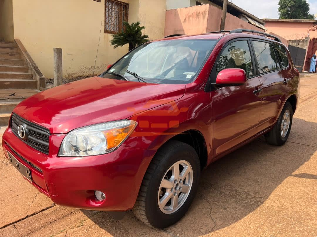 Toyota RAV4 - 4