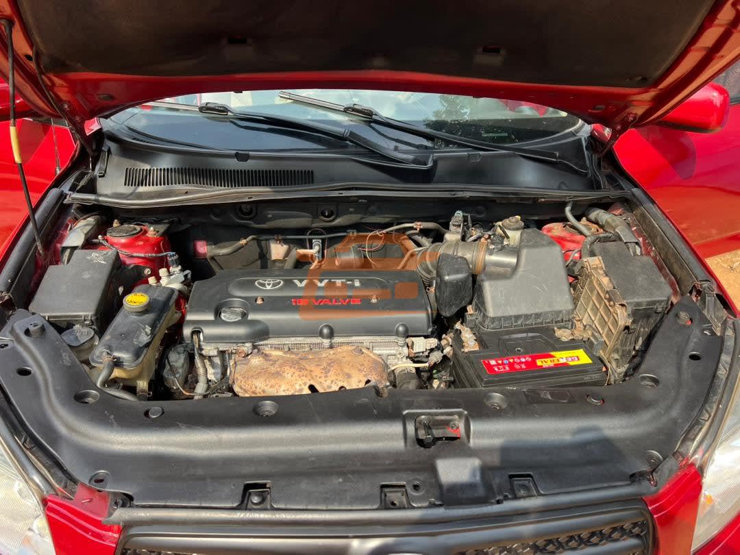 Toyota RAV4 - 5
