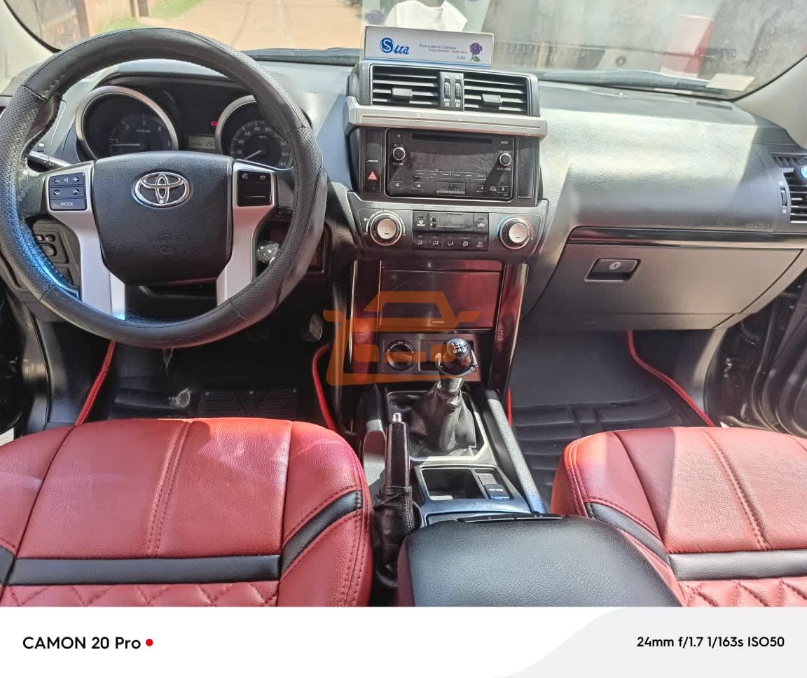 Toyota Land Cruiser - 3