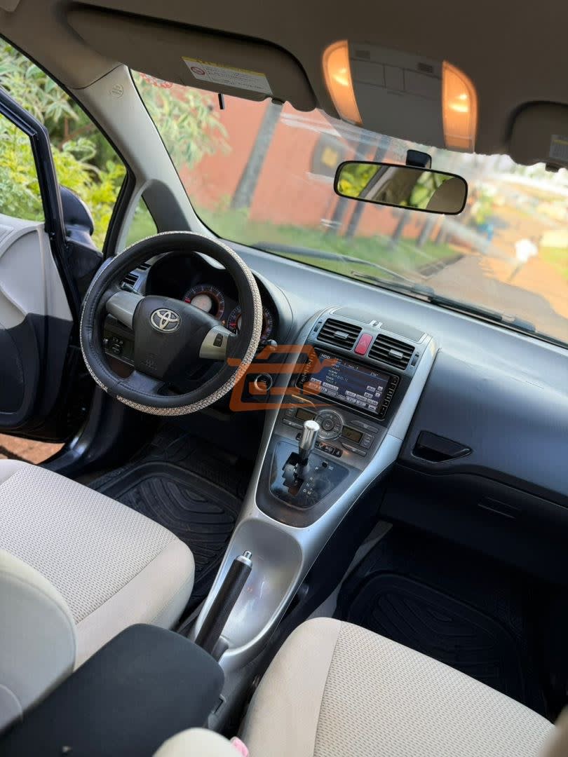 Toyota Corolla - 3