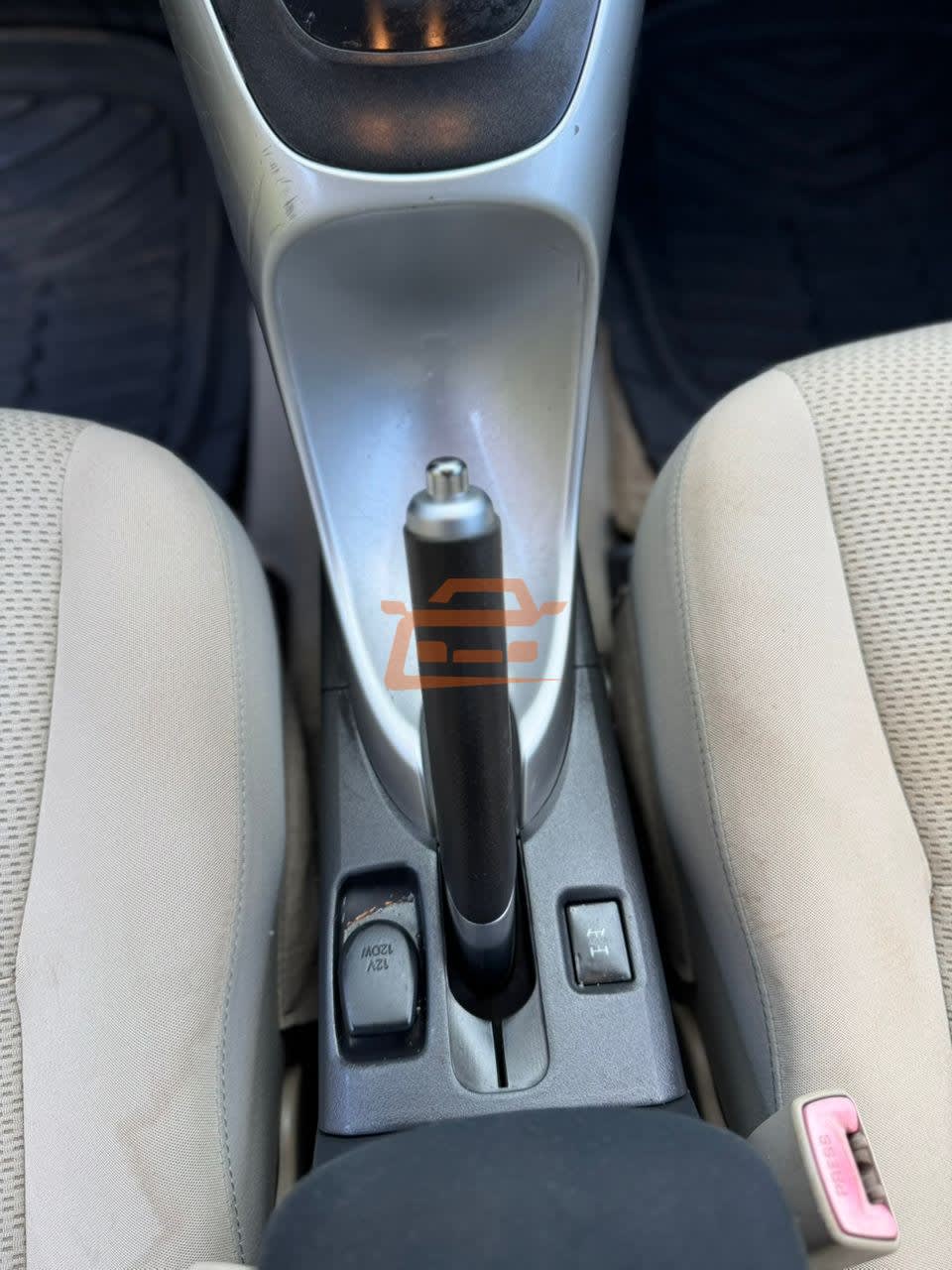 Toyota Corolla - 4