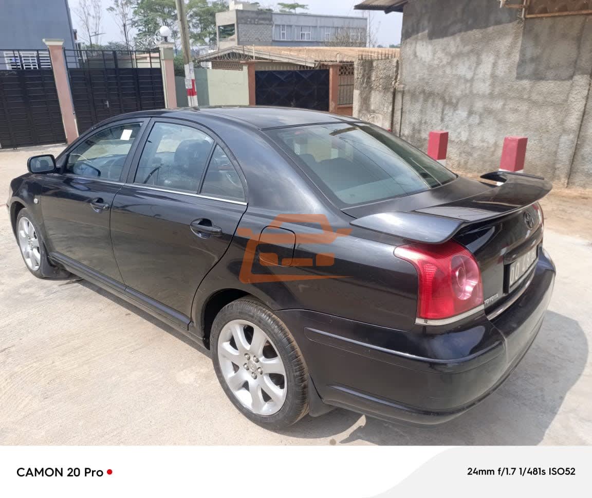 Toyota Corolla - 2